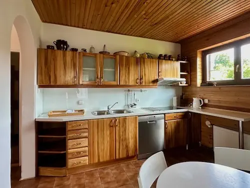 Kitchen - large apartment