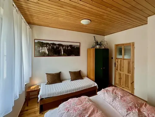 Three-bed bedroom - large apartment