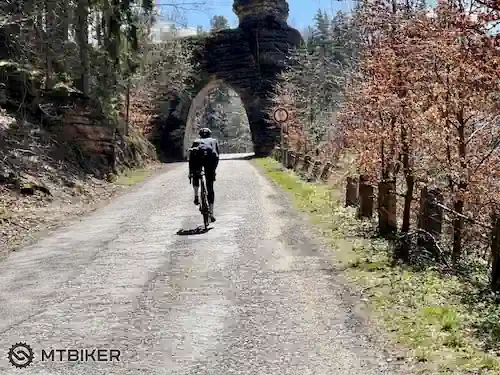 Cycling - Pekařova brána