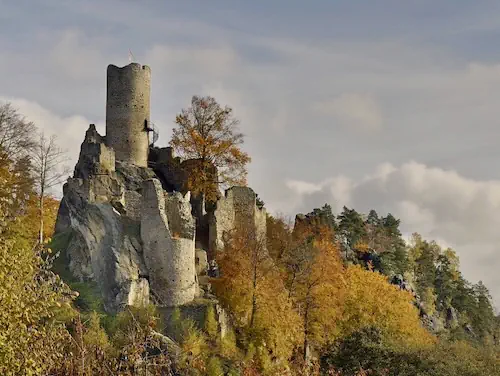 Frýdštejn castle